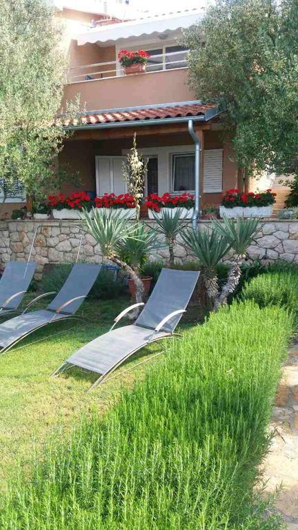 Apartman Mare Maslenica Zewnętrze zdjęcie